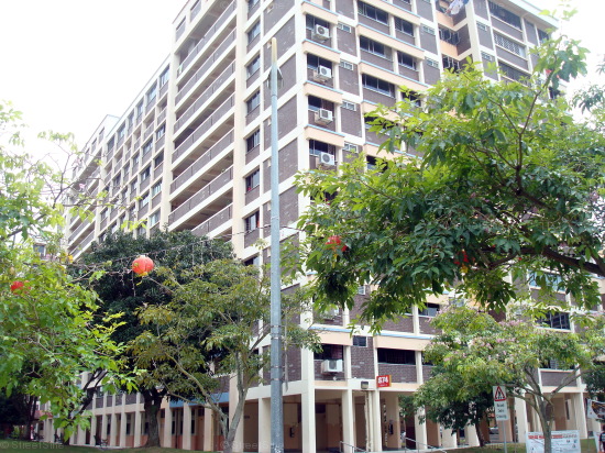 Yishun Street 81 thumbnail photo